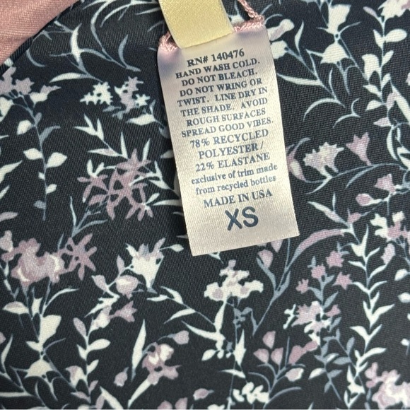 Faherty One Piece Swimsuit SZ. XS - Picture 14 of 15